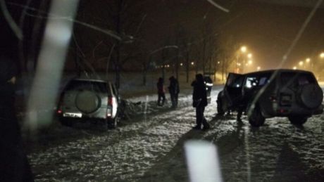 По предварительным данным, в результате аварии пострадали три человека.