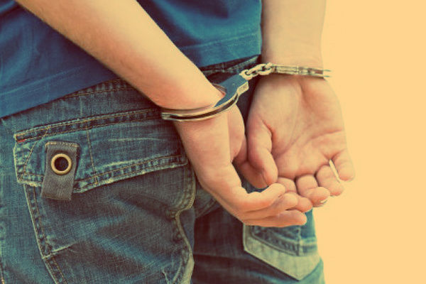Un adolescent din capitală a fost condamnat la închisoare pentru agresarea sexuală a doi minori.