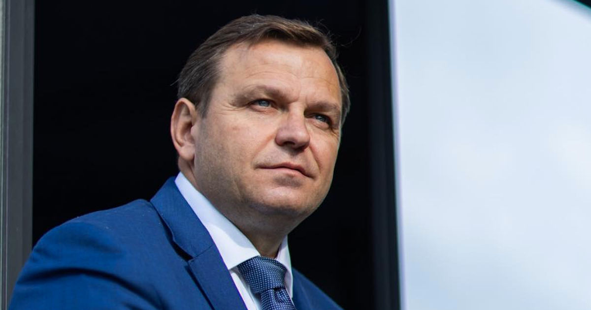 Andrei Năstase și-a depus semnăturile la CEC pentru a fi înscris la prezidențiale.