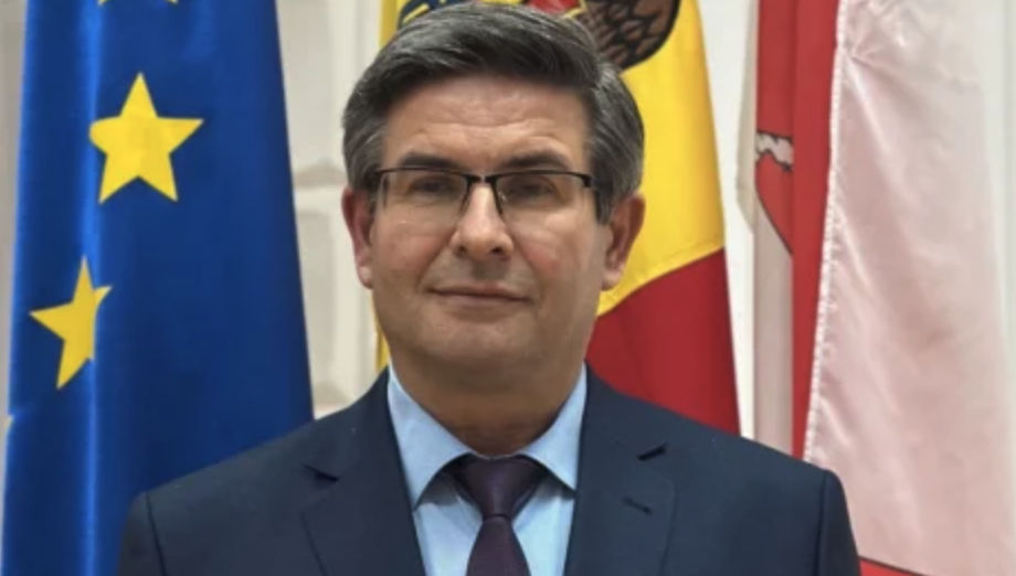 Un nou deputat din partea PAS a lucrat în Portugalia și deține cinci apartamente în valoare totală de șapte milioane de lei.