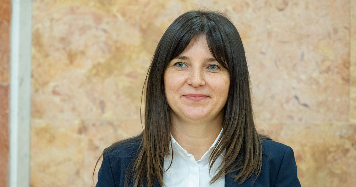 Belous: Nu văd un risc iminent pentru persoanele care au contractat credite imobiliare.