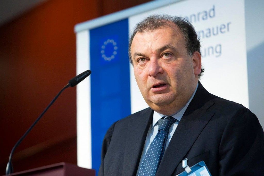 Депутат Европейского парламента от Европейской народной партии (ЕНП) Фулвио Мартусчиело.