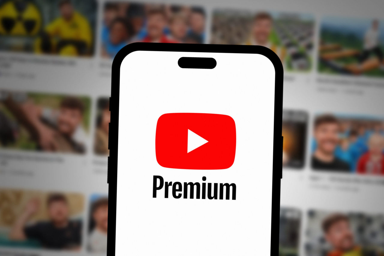 YouTube testează tariful Premium Lite modernizat.
