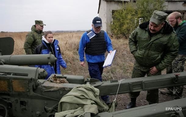 В ЛНР заявили, что отвели вооружения с опережением графика.
