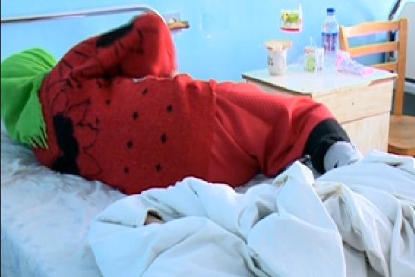 O bătrână de 82 de ani a fost violată în noaptea de luni, în propria casă.