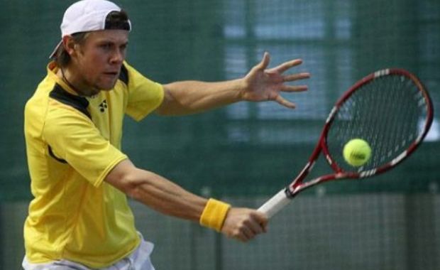  Cel mai bun tenisman moldovean, Radu Albot, a pierdut în marea finală la proba de simplu la turneul Challenger din Uzbekistan, dotat cu premii în valoare de 50 mii de dolari. 