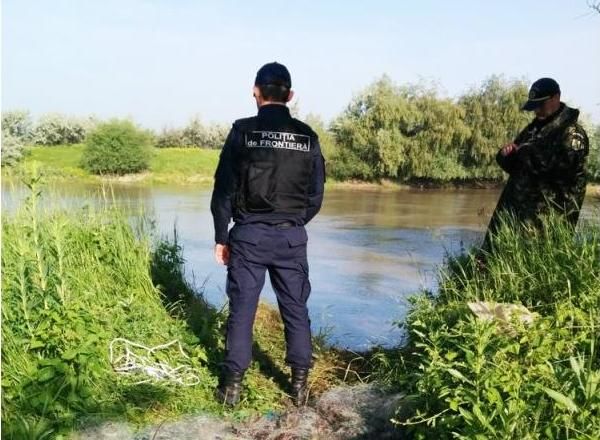 За минувшие сутки на молдавской границе три человека нарушили режим пребывания.