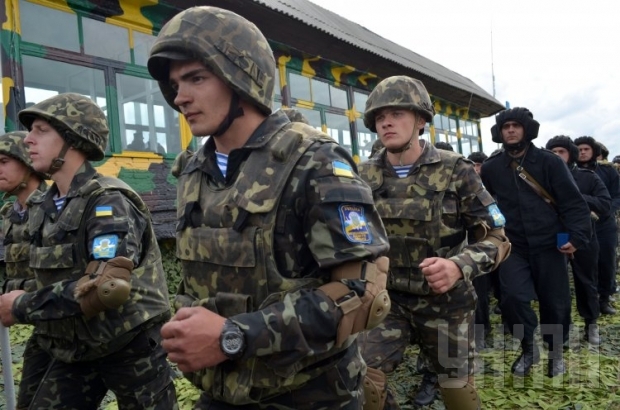 Среди обратившихся за убежищем — 164 украинских пограничника.    Фото: unian.net