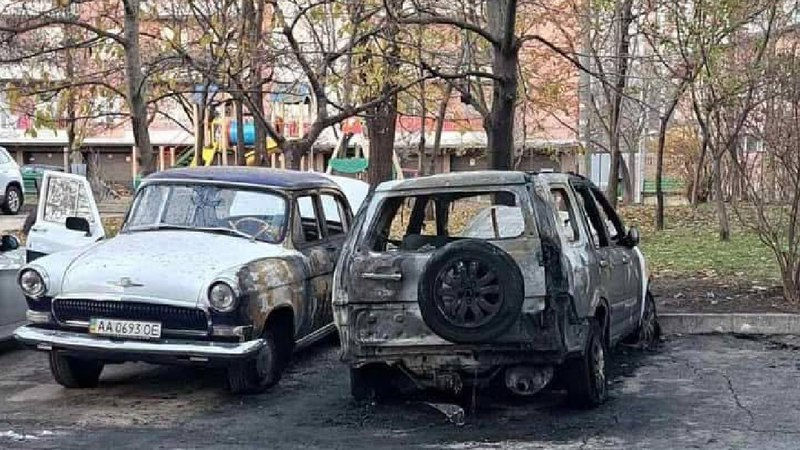 Poliția a inițiat un proces penal pe incendierea automobilului dintr-o curte la Buiucani.