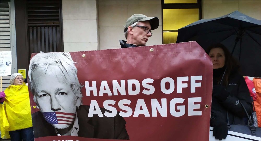 Адвокат сообщил об ухудшении состояния Ассанжа.
