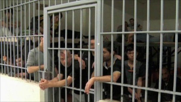 Un grec a fost condamnat la 1489 de ani de închisoare pentru trafic cu migranți.
