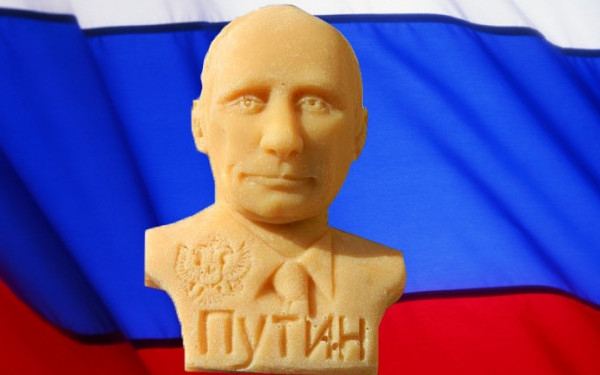 Sapunul Putin este produs de o companie romaneasca din Baia Mare, specializata in sapunuri cu ingrediente complet naturale.