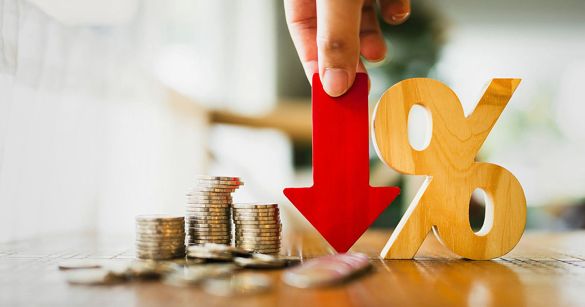 Depozitele noi s-au prăbușit: Minus 20% într-o singură lună, în pofida dobânzilor mai mari.
