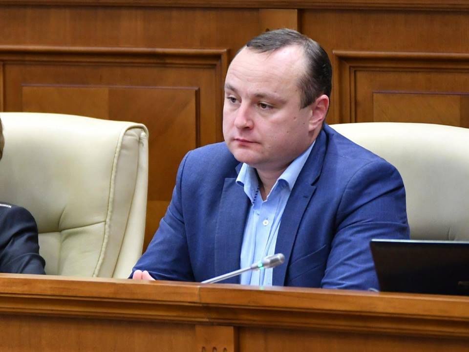 Батрынча – альянсу: Спуститесь с небес на землю!