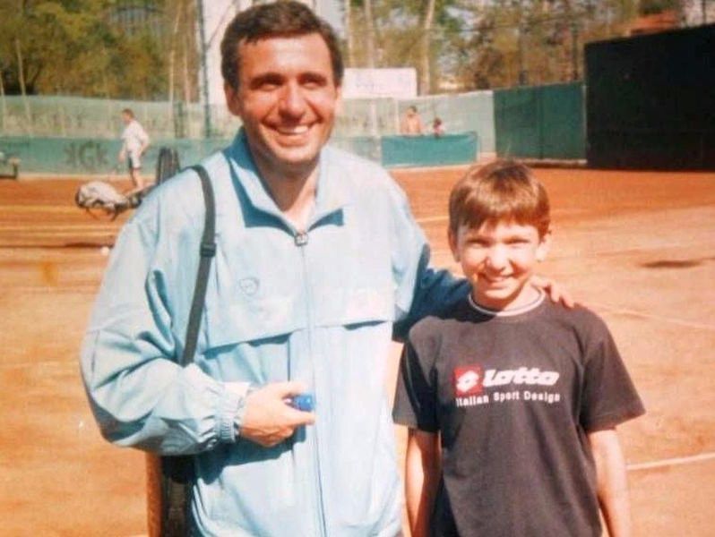 Fotografia în care Simona Halep apare cu Gică Hagi: Tati, mi-e ruşine. Foto: rtv.net