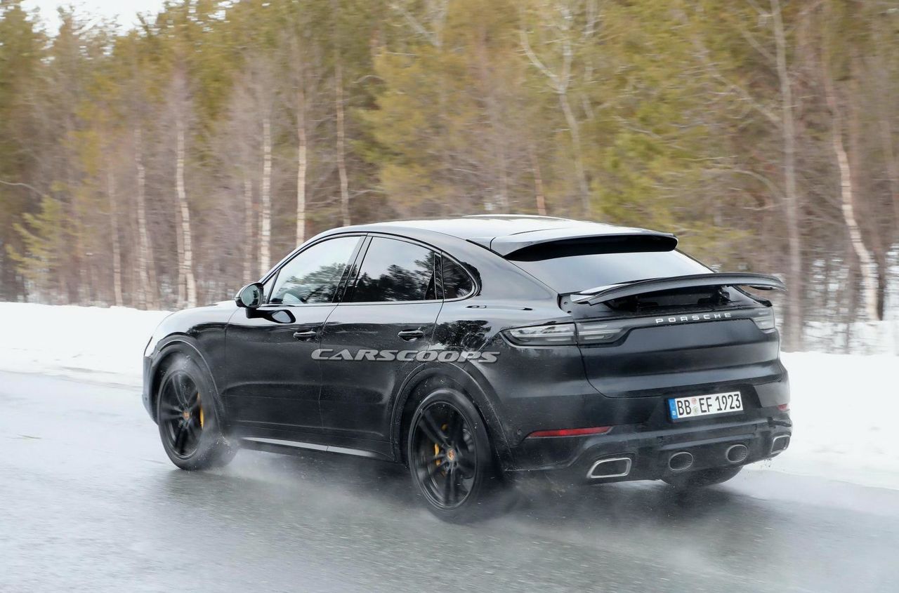 Новую версию Porsche Cayenne Coupe раскрыли до премьеры.