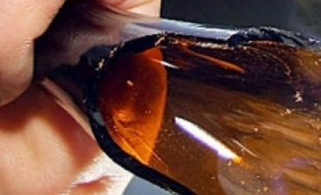 Potrivit celor spuse de medici, victima este în afara oricărui pericol, dar are nevoie de zece zile de îngrijiri medicale.