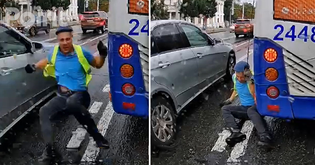 Accident în centrul Capitalei: Un șofer de troleibuz, lovit de un Mercedes.