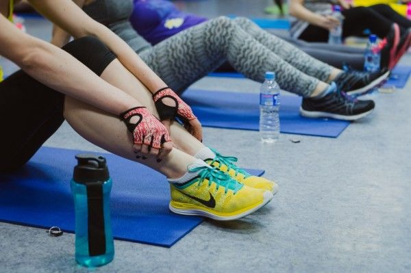 Компания Nike, производящая спортивную одежду, «наказывала» забеременевших спортсменок, лишая их спонсорства.