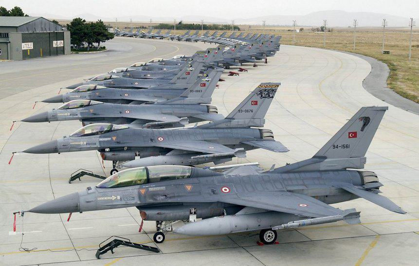 Румыния предложила создать центр обслуживания F-16 на своей территории.