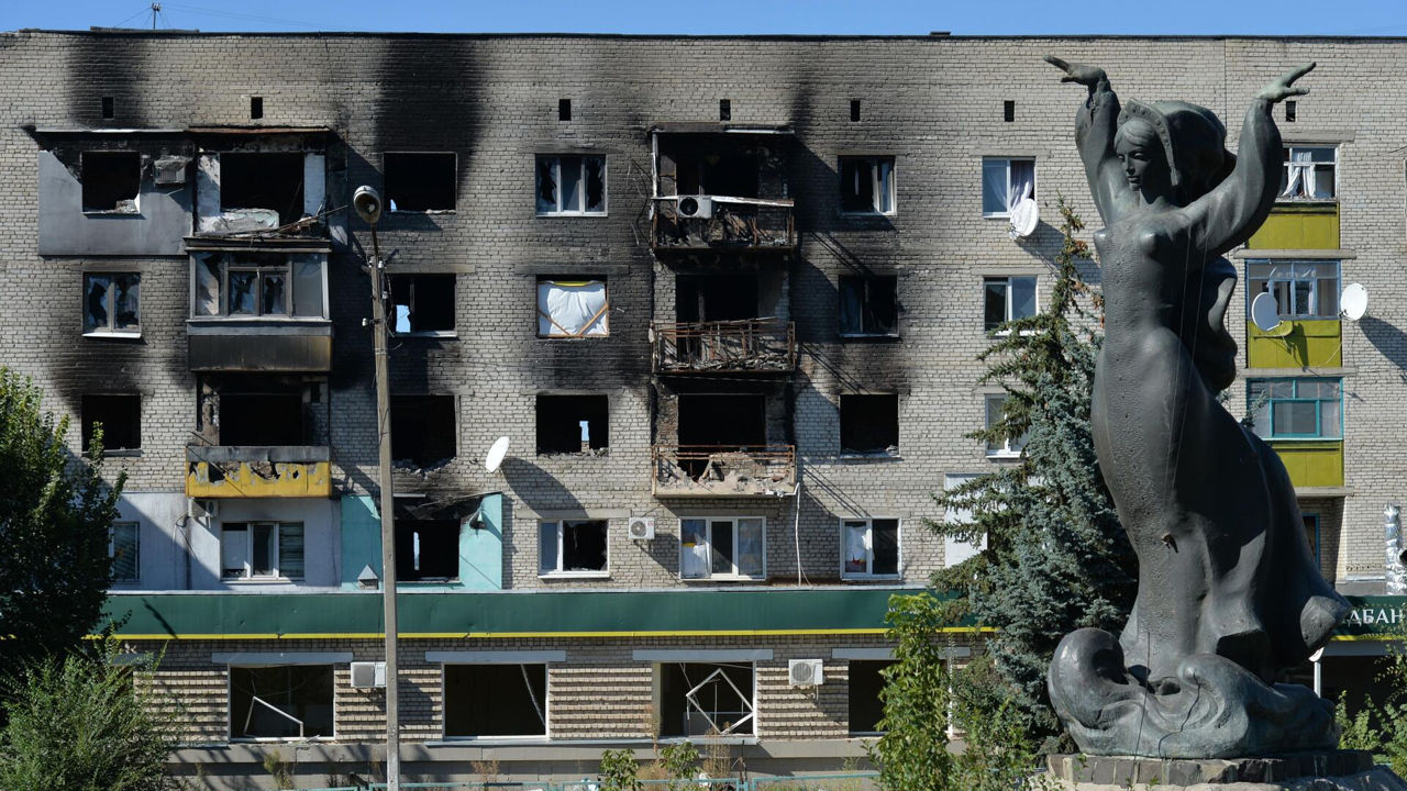 В Изюме заявили о гибели не менее тысячи мирных жителей.