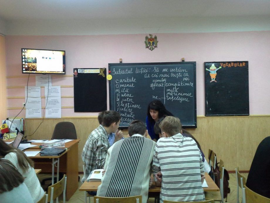Весенние каникулы у школьников Молдовы продлятся четыре дня.