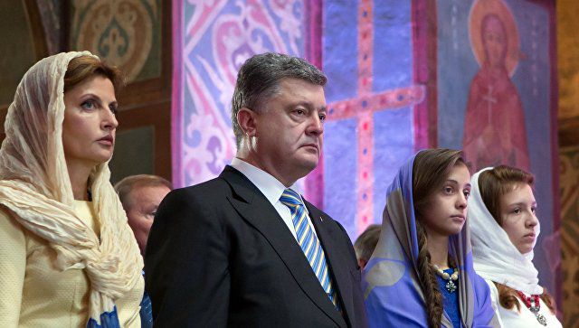 Дочери Порошенко не поступили ни в один из вузов Украины.