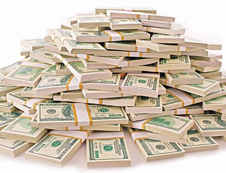  Potrivit Institutului de cercetări Wealth Insight, cei mai mulţi milionari în dolari locuiesc la Tokyo, mai precis 461.000, scrie ”Bild”. 