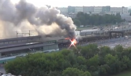 Возгорание электрокабеля длиной восемь погонных метров произошло утром в пятницу.