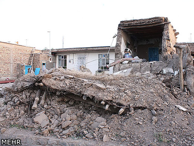 Epicentrul, la doar nouă kilometri adâncime, se află la aproximativ 280 de kilometri de oraşul Hotan, potrivit Institutului american de seismologie.