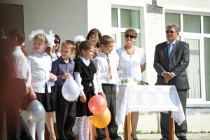 Preşedintele PL şi-a amintit cu drag de anii de şcoală, de profesorii şi colegii săi din Coloniţa