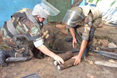 Semionov a menționat că în Armata Naţională sunt create şase grupe de deminare
