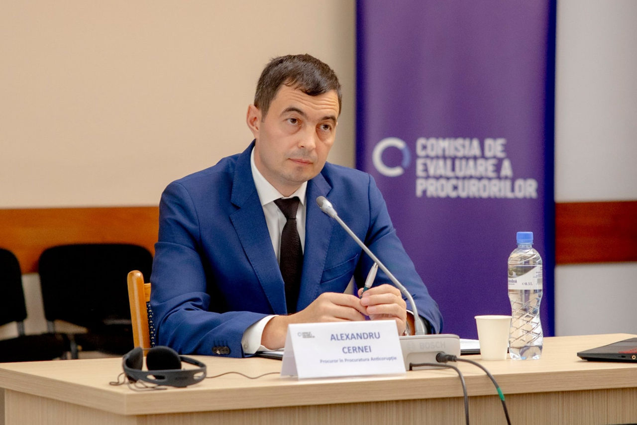 Комиссия признала прокурора Александра Чернея соответствующим критериям неподкупности.