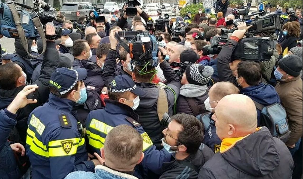 В Грузии задержали 25 человек на акциях протеста.