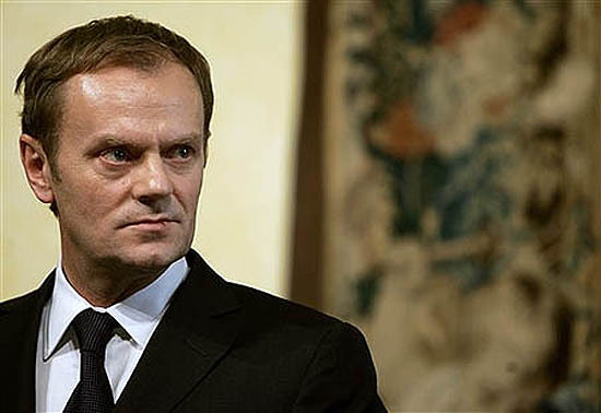 Туск: "Решение о введении санкций уже принято". Фото: lenta-ua.net