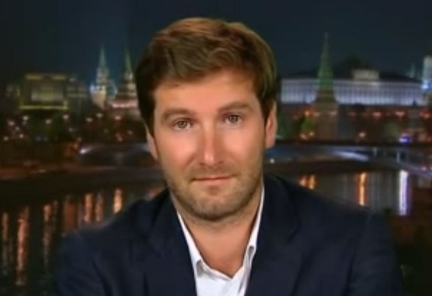 Prezentatorul TV Anton Krasovski a mărturisit în direct la televiziunea rusă KontrTV că este gay.