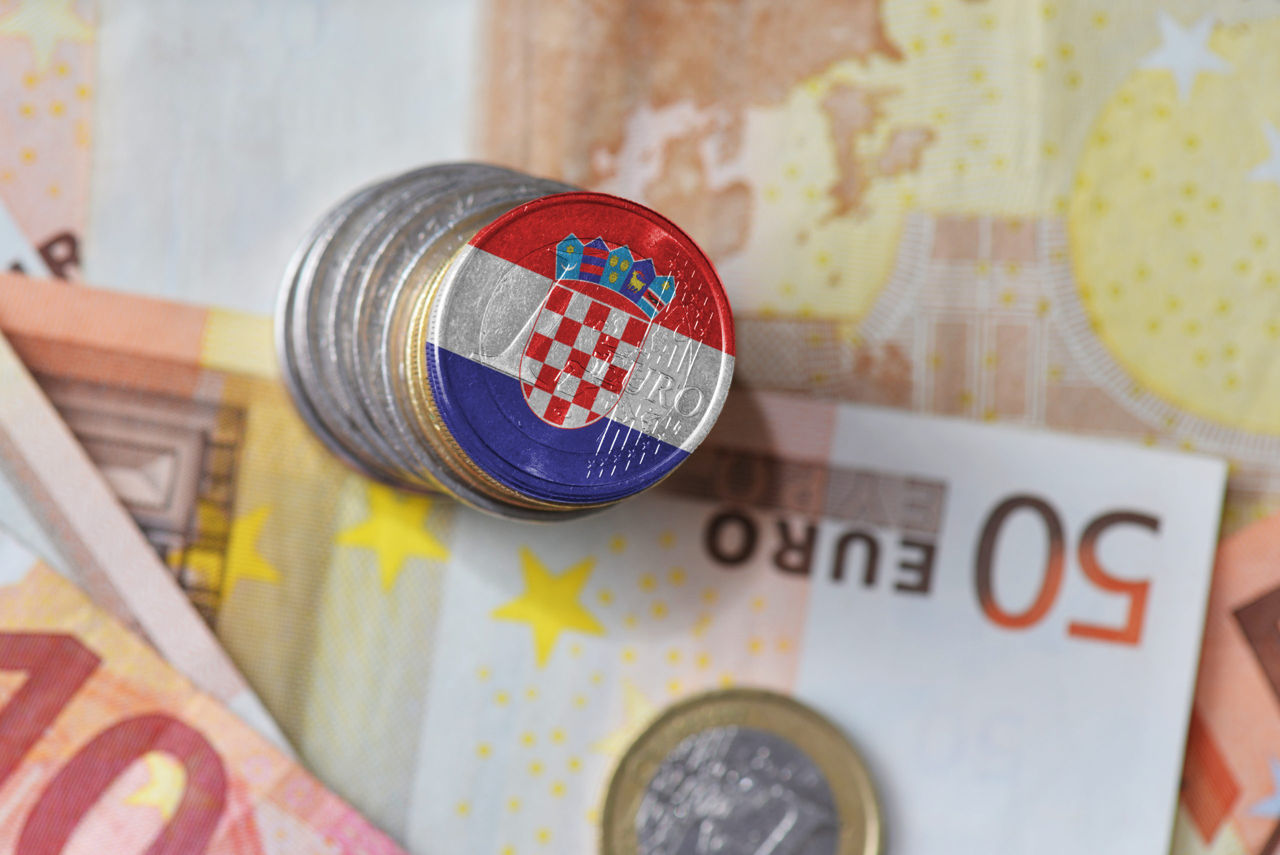 Европарламент одобрил переход Хорватии на евро с 2023 года.