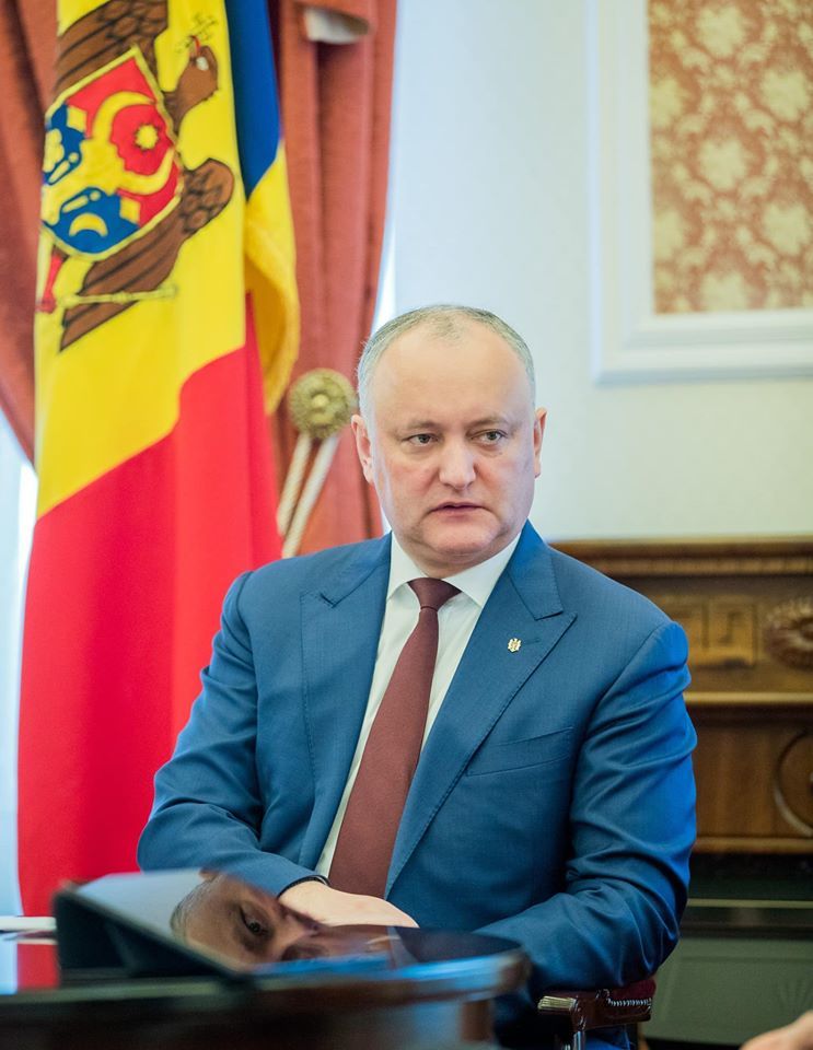Додон заявил о возобновлении работы ряда специализированных магазинов.