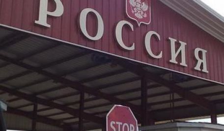 Женщина говорит, что её муж работал в РФ легально в качестве сварщика.