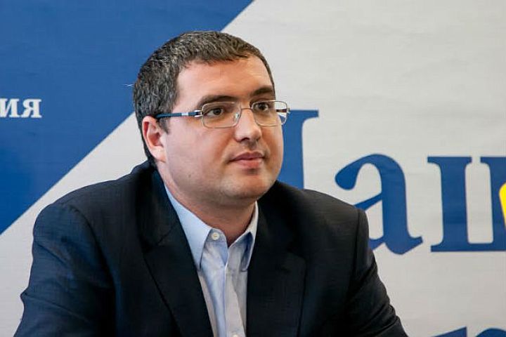 Усатый: Спасибо всем за активность, за веру, за самоотверженность и мужество. Только благодаря вам мы смогли стать серьезной политической силой в Молдове.