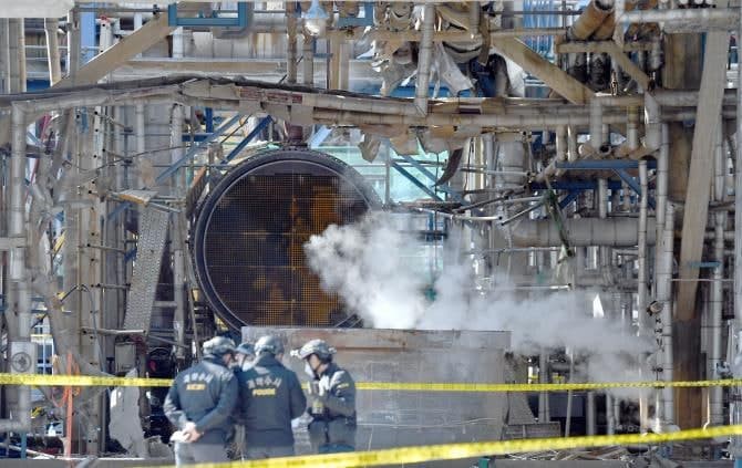 Взрыв прогремел на нефтехимическом заводе в Южной Корее.