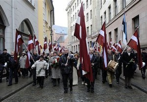 В мероприятии участвуют 200-300 человек. Фото: korrespondent.net
