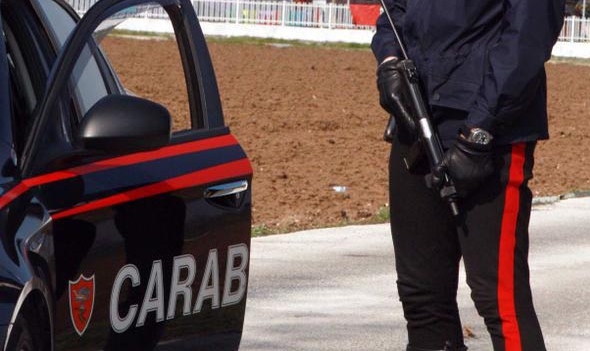 Italianul a anunțat imediat poliția, care a întreprins acțiuni pentru a-l prinde pe escroc.