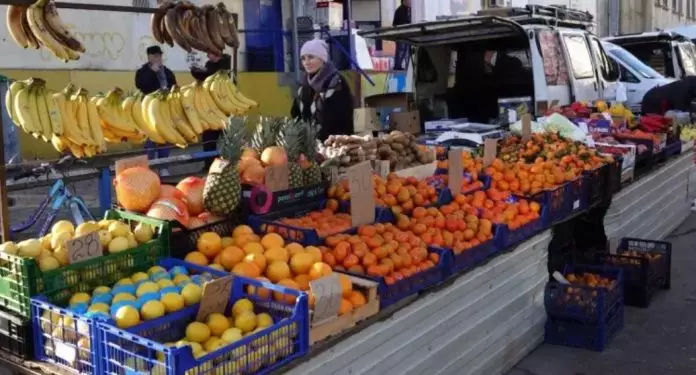 В Бельцах стремятся встречать Новый год традиционно, несмотря на рост цен.