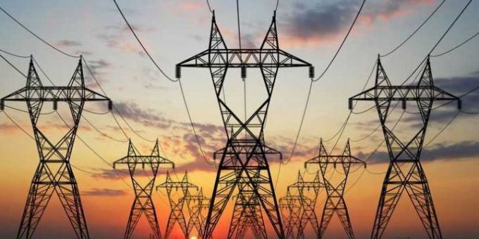 ANRE a micșorat prețurile cu 27 % pentru energia electrică