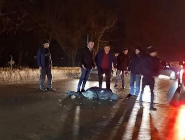 Это опасный и скоростной участок с недостаточным освещением.