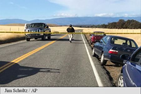 Cel puțin trei persoane au fost ucise și doi copii au fost răniți marți într-un incident armat petrecut într-o școală primară din nordul Californiei. Foto: AP Photo