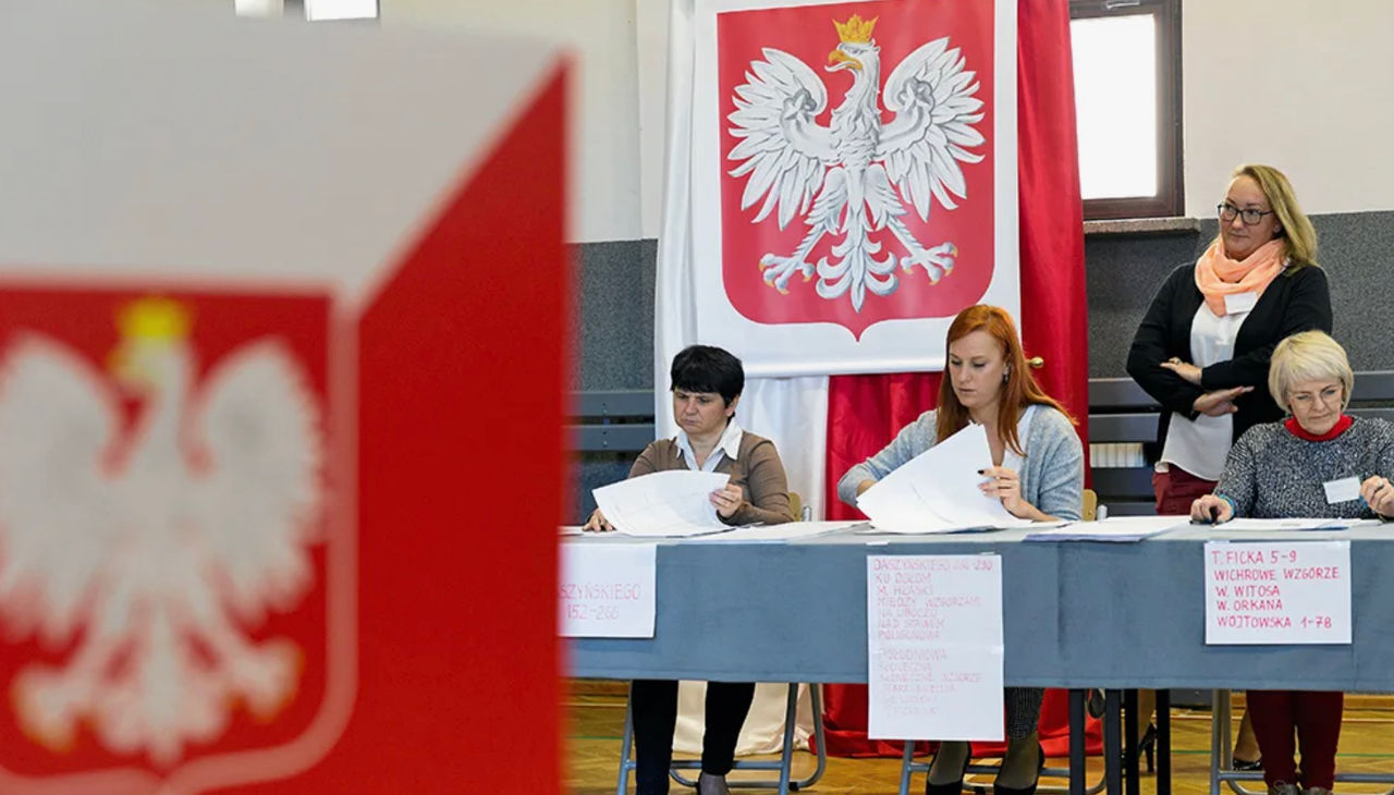 В Польше проходит первый тур президентских выборов.