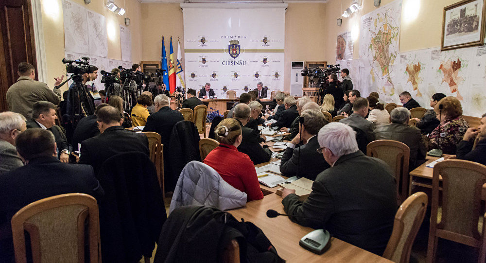 Centrul Naţional Anticorupţie anunţă că viceprimarul Chişinăului, Vlad Coteţ, va fi adus vineri în faţa instanţei. Foto:  Sputnik/ Miroslav Rotari