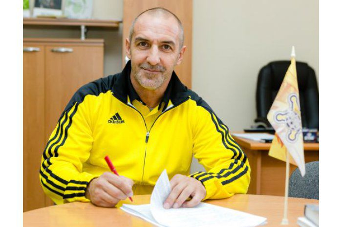 Clubul de fotbal Sheriff Tiraspol a semnat astăzi un contract cu noul antrenor al echipei, italianul Roberto Bordin.